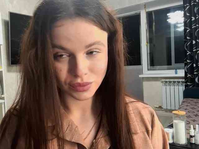 KatriceSarcone webcam