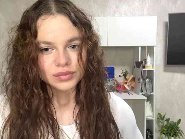 KatriceSarcone webcam