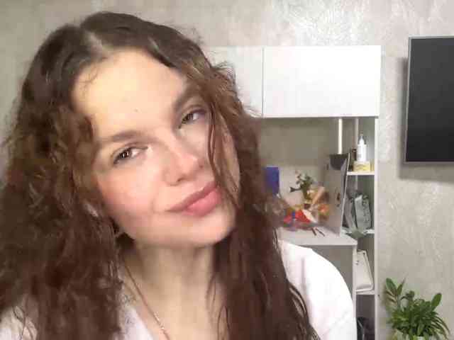 KatriceSarcone webcam