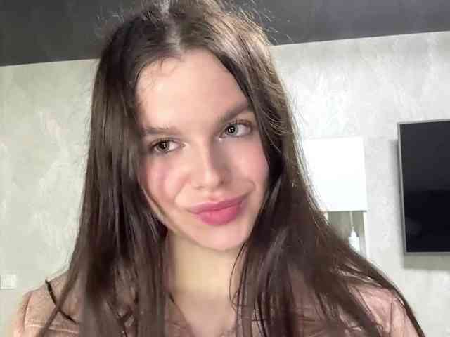 KatriceSarcone webcam