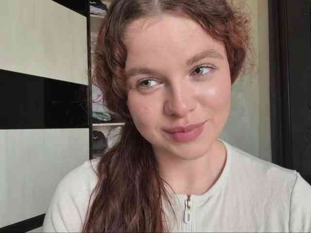 KatriceSarcone webcam