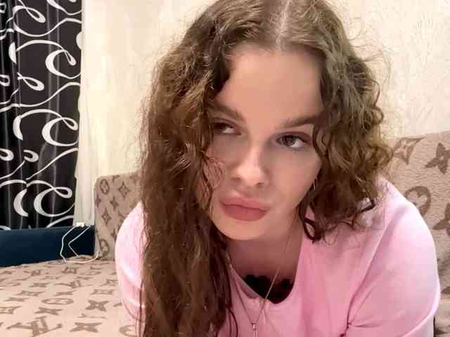 KatriceSarcone Live Webcam on BongaCams