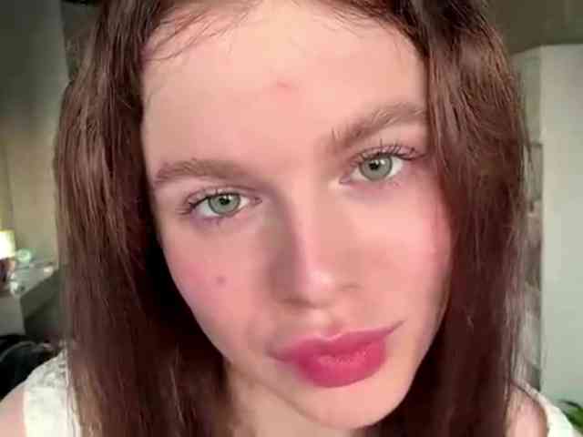 KatriceSarcone webcam