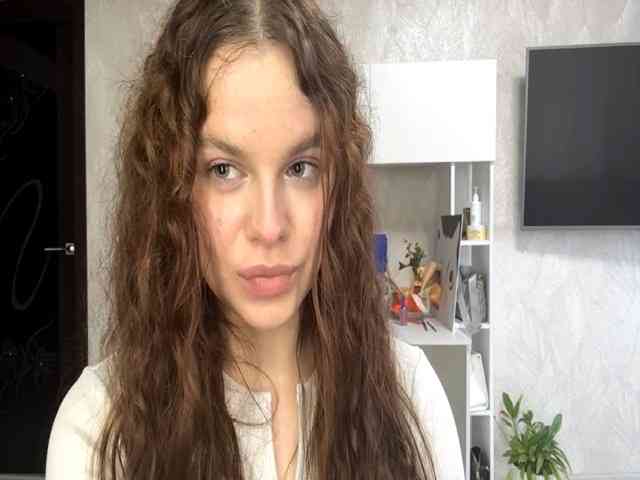 KatriceSarcone webcam