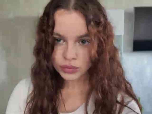 KatriceSarcone webcam