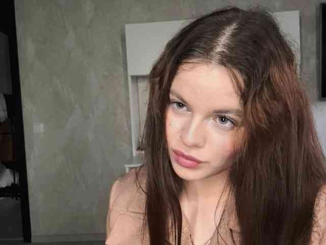 KatriceSarcone webcam