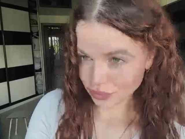 KatriceSarcone webcam