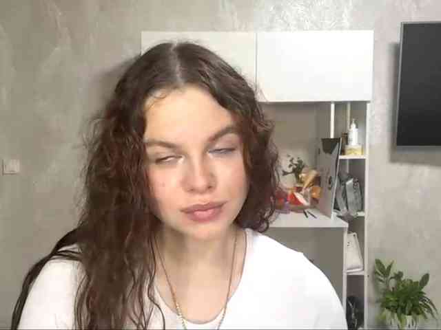 KatriceSarcone webcam