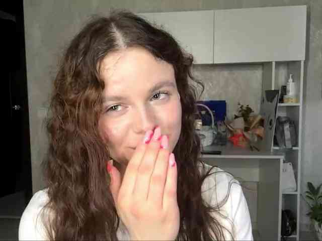 KatriceSarcone webcam