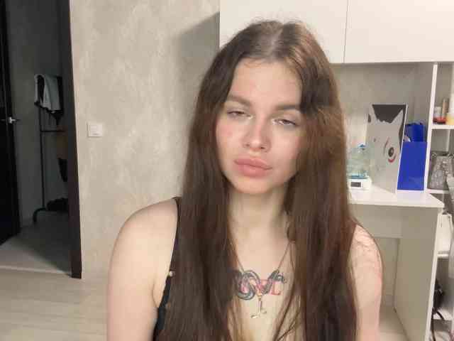 KatriceSarcone webcam
