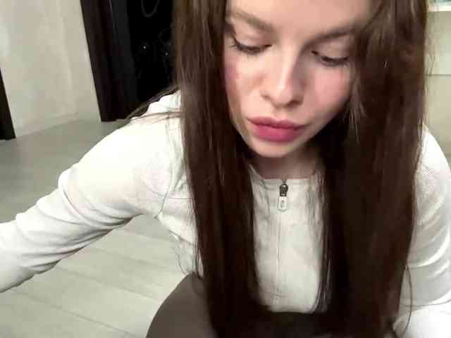 KatriceSarcone webcam