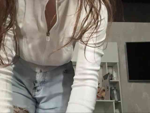 KatriceSarcone webcam