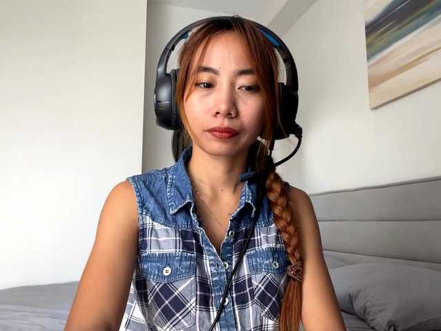 EnidCiaccia live cam on BongaCams