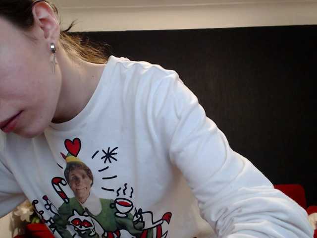 Danielle-Morina live cam on BongaCams