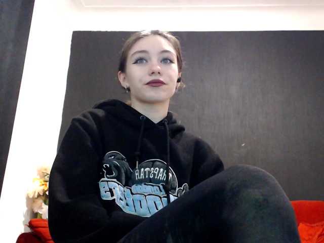 Danielle-Morina live cam on BongaCams