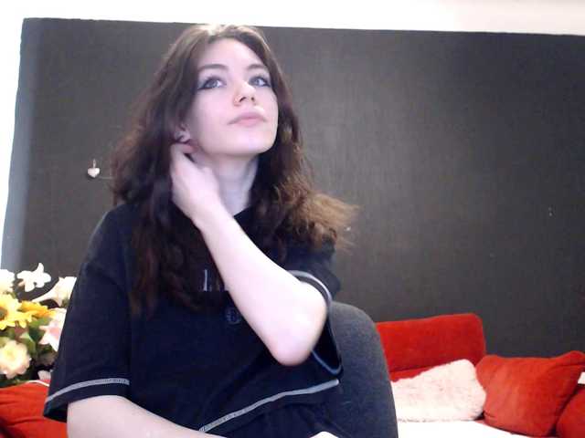 Danielle-Morina live cam on BongaCams