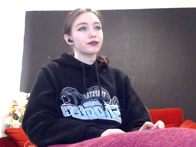 Danielle-Morina live cam on BongaCams