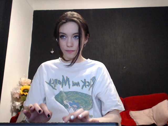 Danielle-Morina live cam on BongaCams