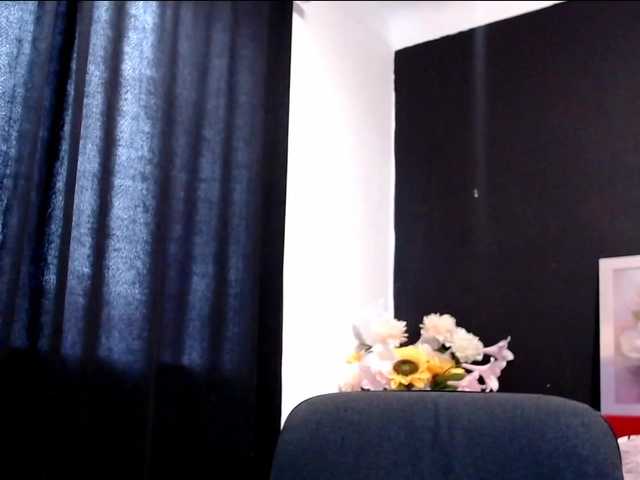 Danielle-Morina live cam on BongaCams