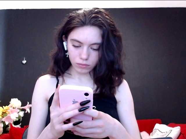 Danielle-Morina live cam on BongaCams