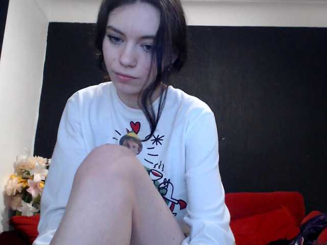 Danielle-Morina live cam on BongaCams