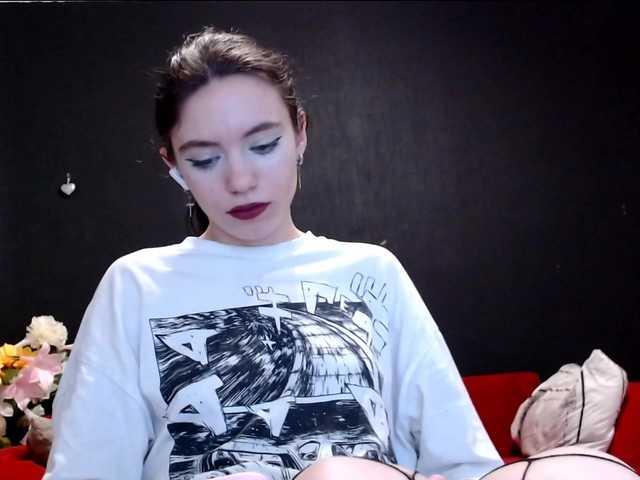 Danielle-Morina live cam on BongaCams