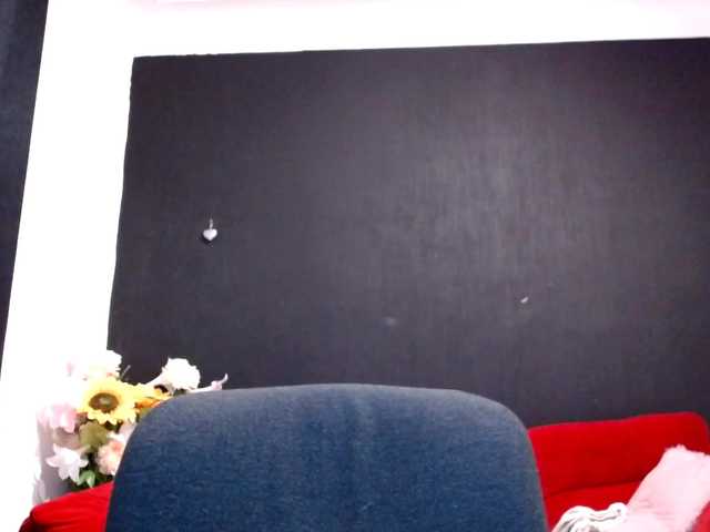 Danielle-Morina live webcam show