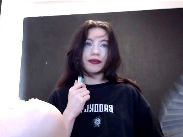 Danielle-Morina live cam on BongaCams