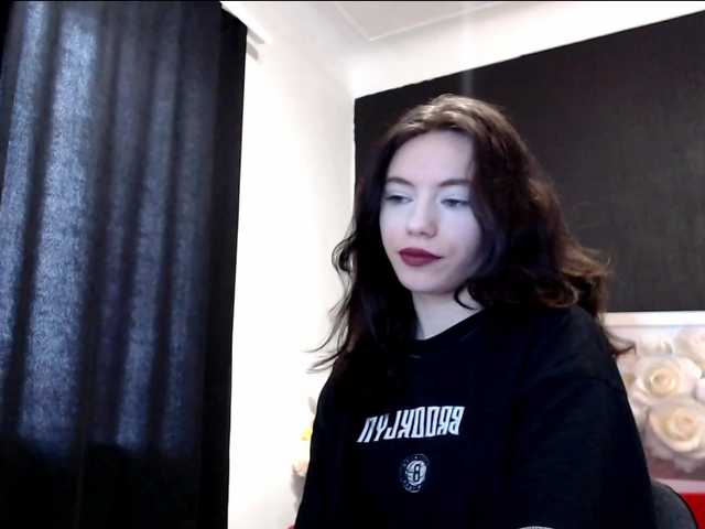 Danielle-Morina live cam on BongaCams