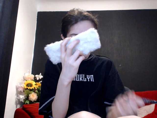 Danielle-Morina live cam on BongaCams