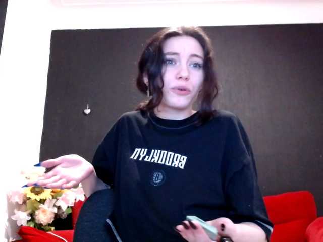Danielle-Morina live cam on BongaCams
