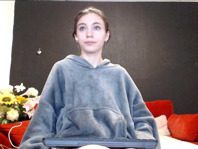 Danielle-Morina live cam on BongaCams