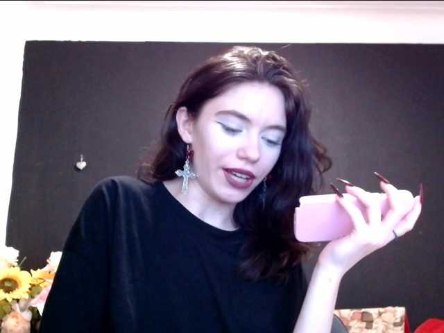 Danielle-Morina live cam on BongaCams