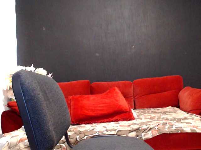 Danielle-Morina live cam on BongaCams