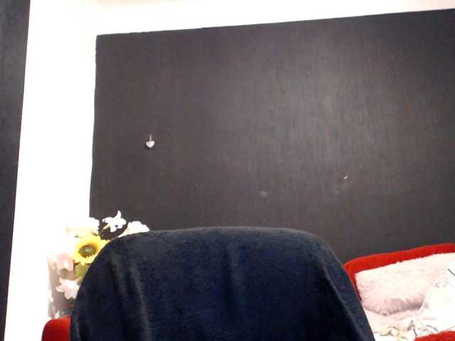 Danielle-Morina live cam on BongaCams