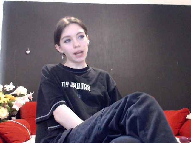 Danielle-Morina live cam on BongaCams