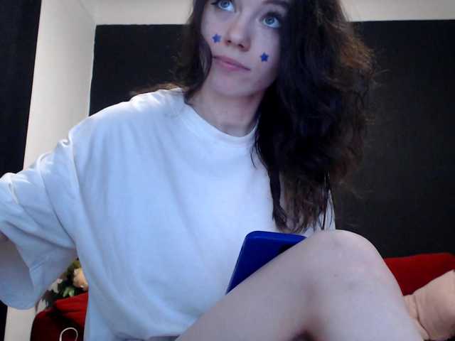 Danielle-Morina live cam preview