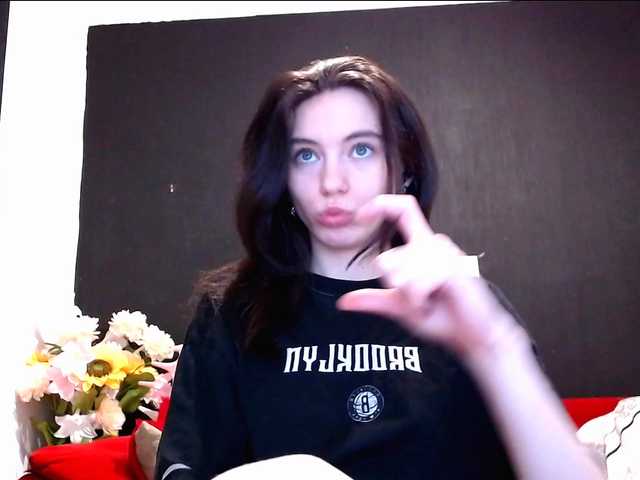 Danielle-Morina live cam on BongaCams