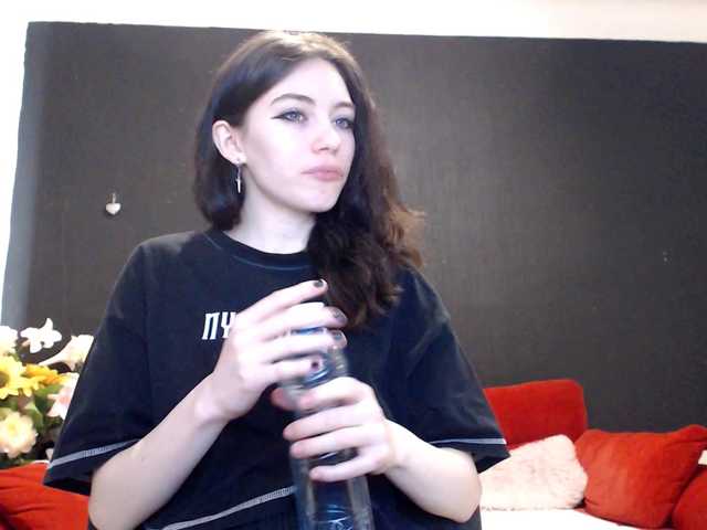 Danielle-Morina live cam on BongaCams