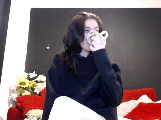 Danielle-Morina live cam on BongaCams