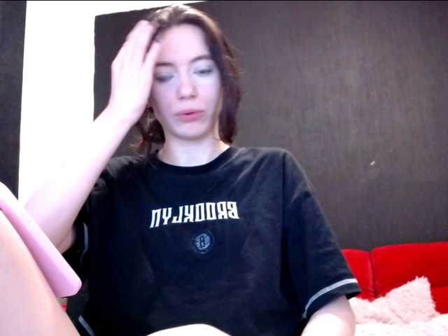 Danielle-Morina live cam on BongaCams