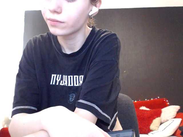 Danielle-Morina live cam on BongaCams