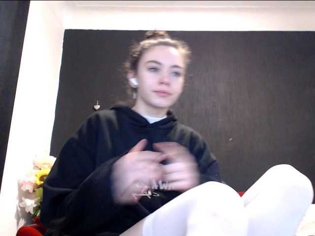 Danielle-Morina live cam on BongaCams