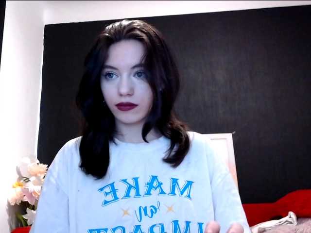 Danielle-Morina live cam on BongaCams
