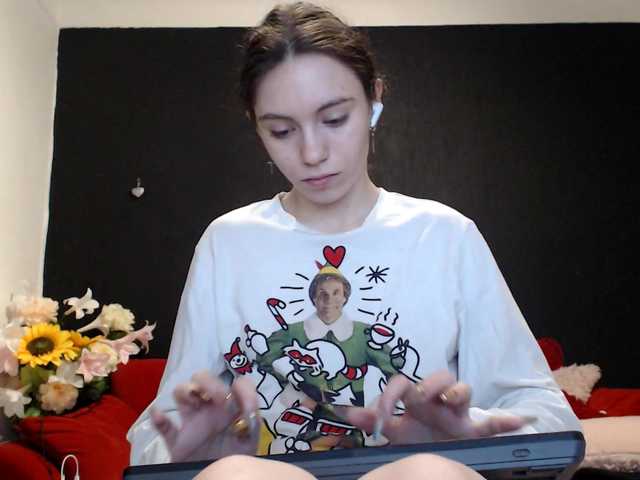 Danielle-Morina live cam on BongaCams