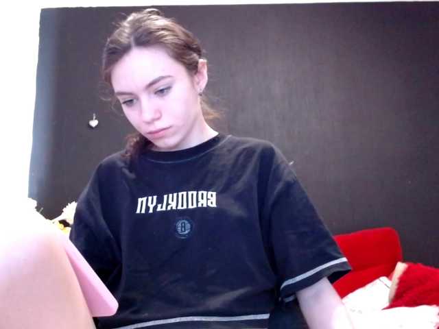 Danielle-Morina live cam on BongaCams