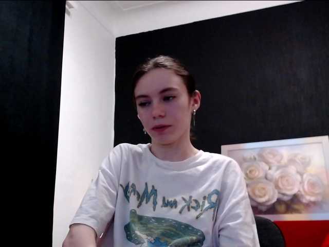 Danielle-Morina live cam on BongaCams