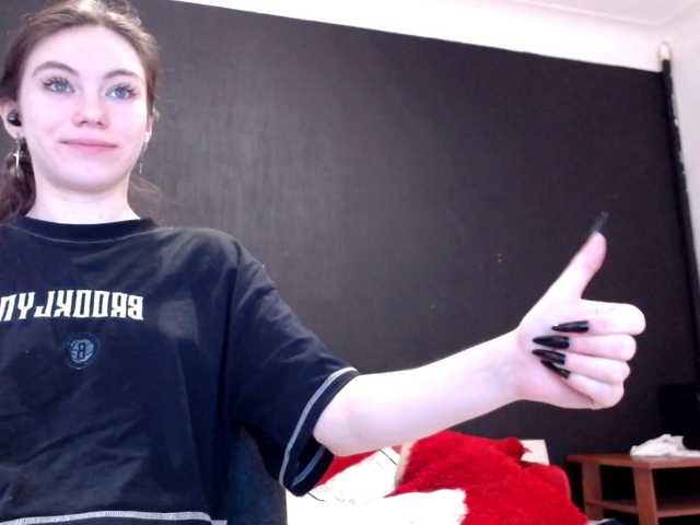 Danielle-Morina live cam on BongaCams