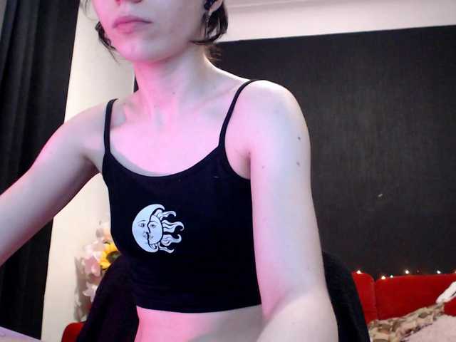 Danielle-Morina live cam on BongaCams
