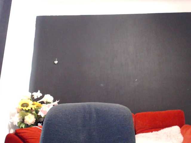 Danielle-Morina live cam on BongaCams
